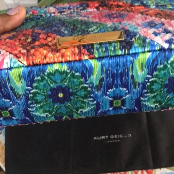 kurt Geiger London Mini Kensington Crystal Shoulder Bag - Picture 13 of 16